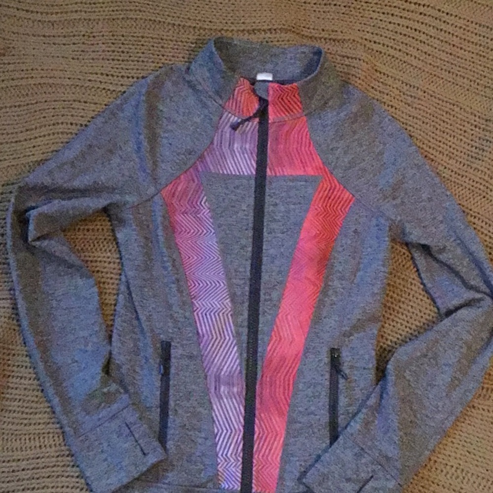 Girl’s Ivivva sweatshirt gray/ pink, zip pockets